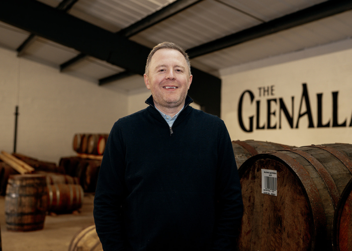 team-the-glenallachie-distillery